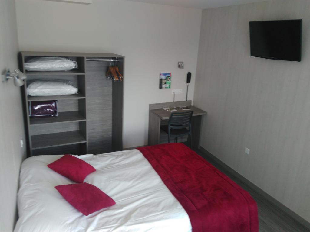 Saint-Fulgent Hotel-Restaurant Les Colonnades מראה חיצוני תמונה